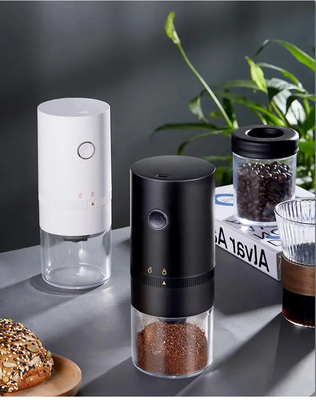 小さい自動円錐ぎざぎざの多粉砕の設定が付いている携帯用電気コーヒー豆の粉砕機