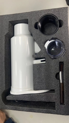 単一の線量のエスプレッソのための電気コーヒー豆挽器はコーヒーに注ぐ