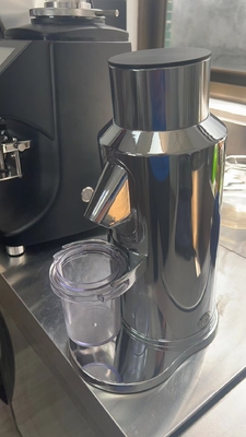 T64商業エスプレッソ・マシンのぎざぎざのコーヒー豆挽器1400RMP ACモーター