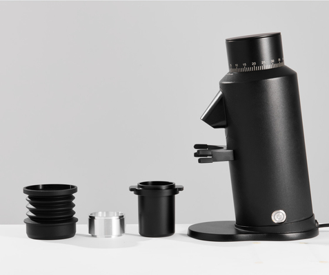 カスタマイズ可能な世帯のコーヒー豆挽器64mmの平らなぎざぎざ1400ロールスロイス/分